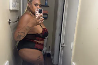 sexy BBW ❤🍑 - Image 2
